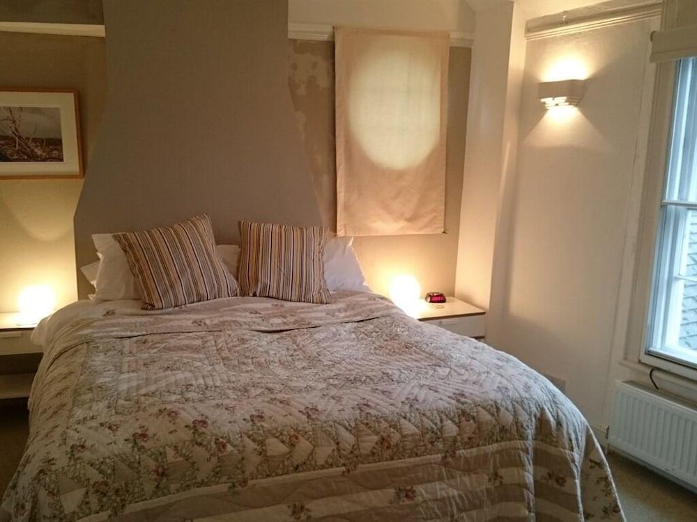 فندق Old Borough Arms راي المظهر الخارجي الصورة
